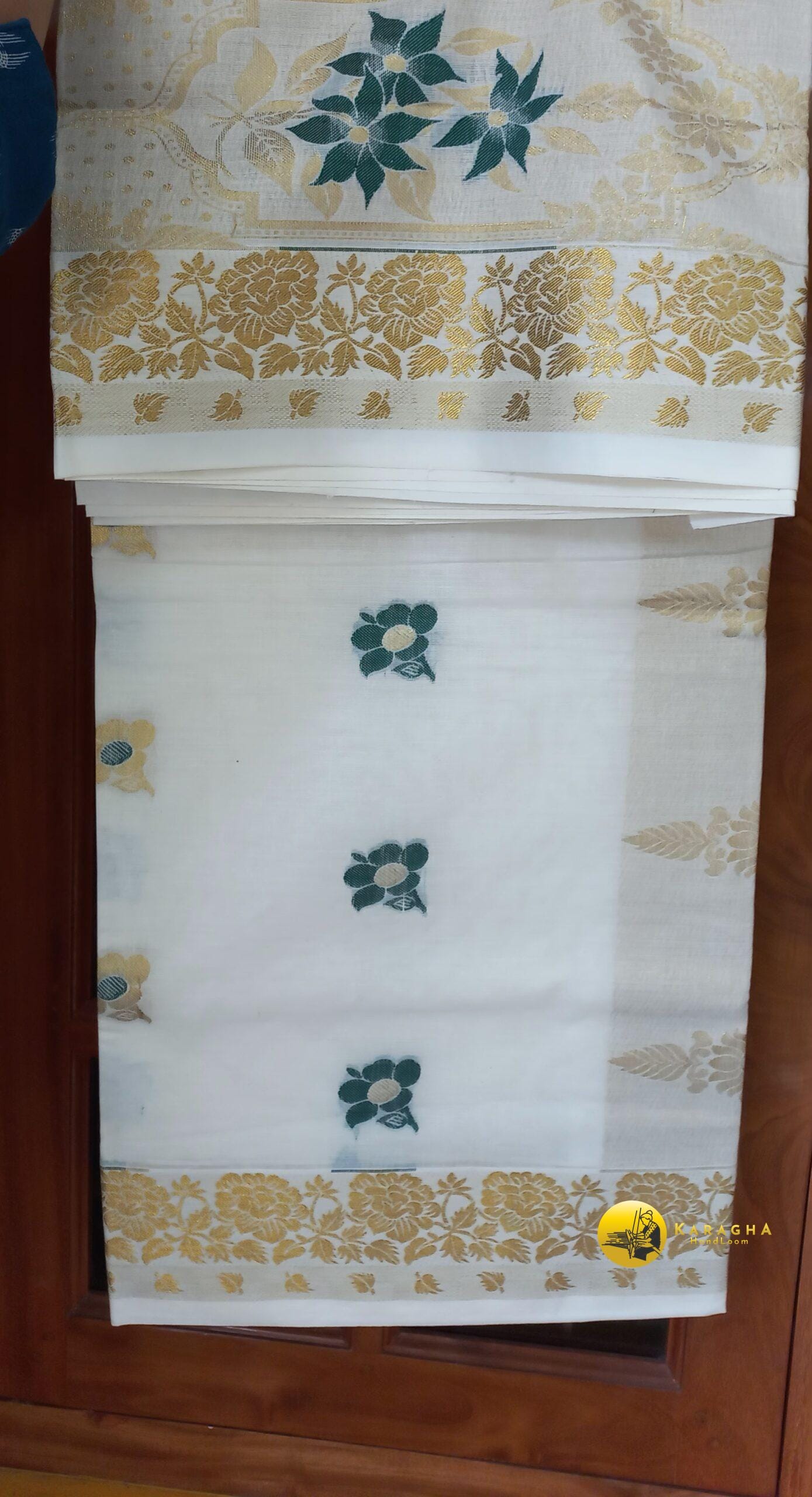 Kerala Saree - Image 2